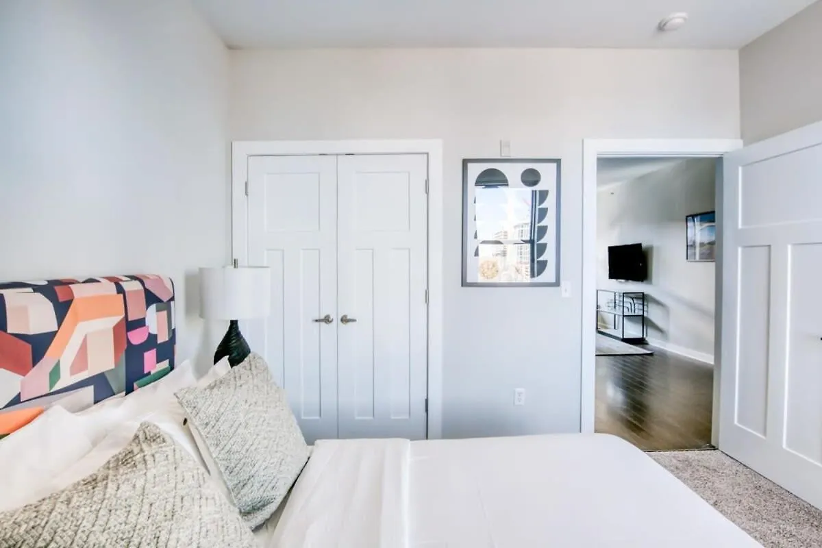 Cozysuites Music Row Chic 1Br W Free Parking 12 Nashville 0*,  Stany Zjednoczone Ameryki